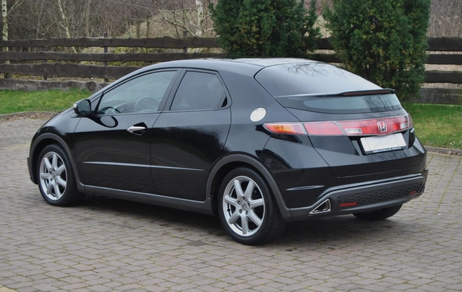 Honda Civic cena 20900 przebieg: 221000, rok produkcji 2007 z Krzeszowice małe 172